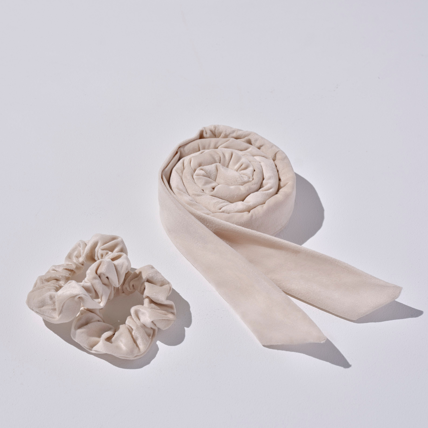 ベージュのケアヘアベーシック